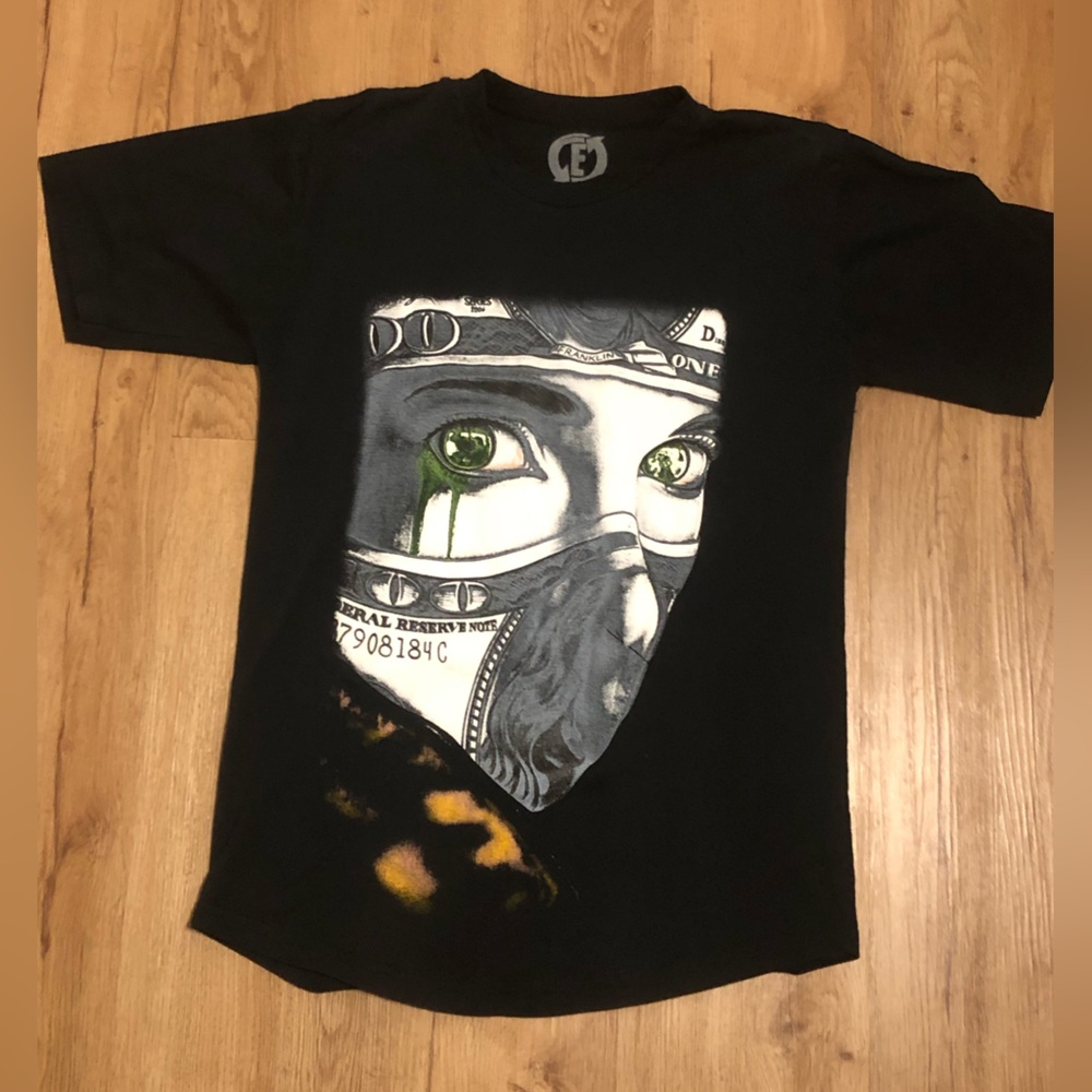 Medium Sized black Shirt Of Women In Mask.